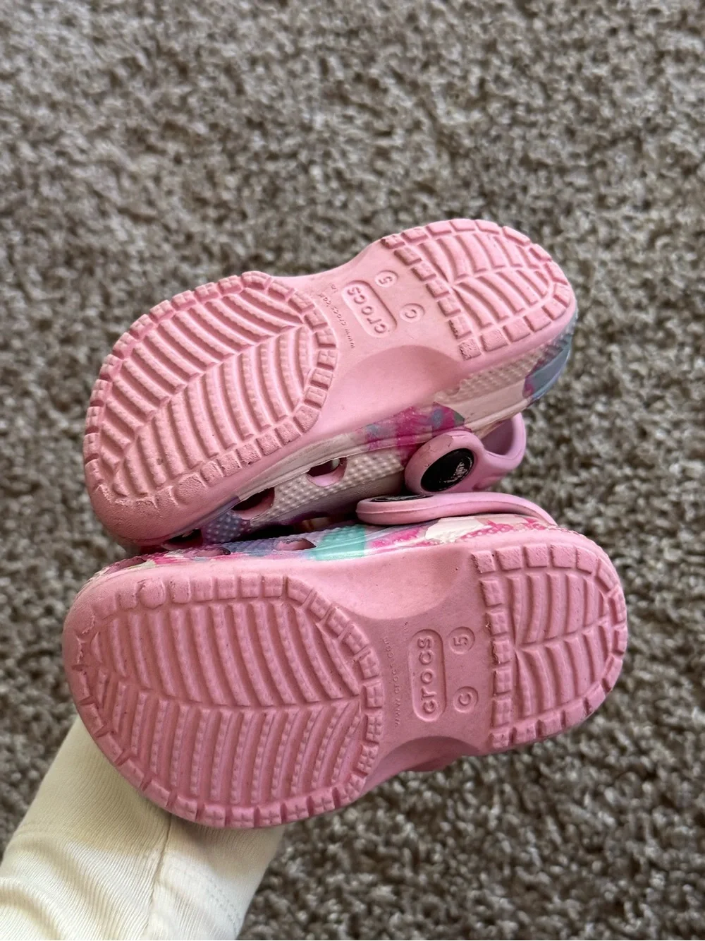 Crocs Kids Classic Clog Floral Pink – Size C5